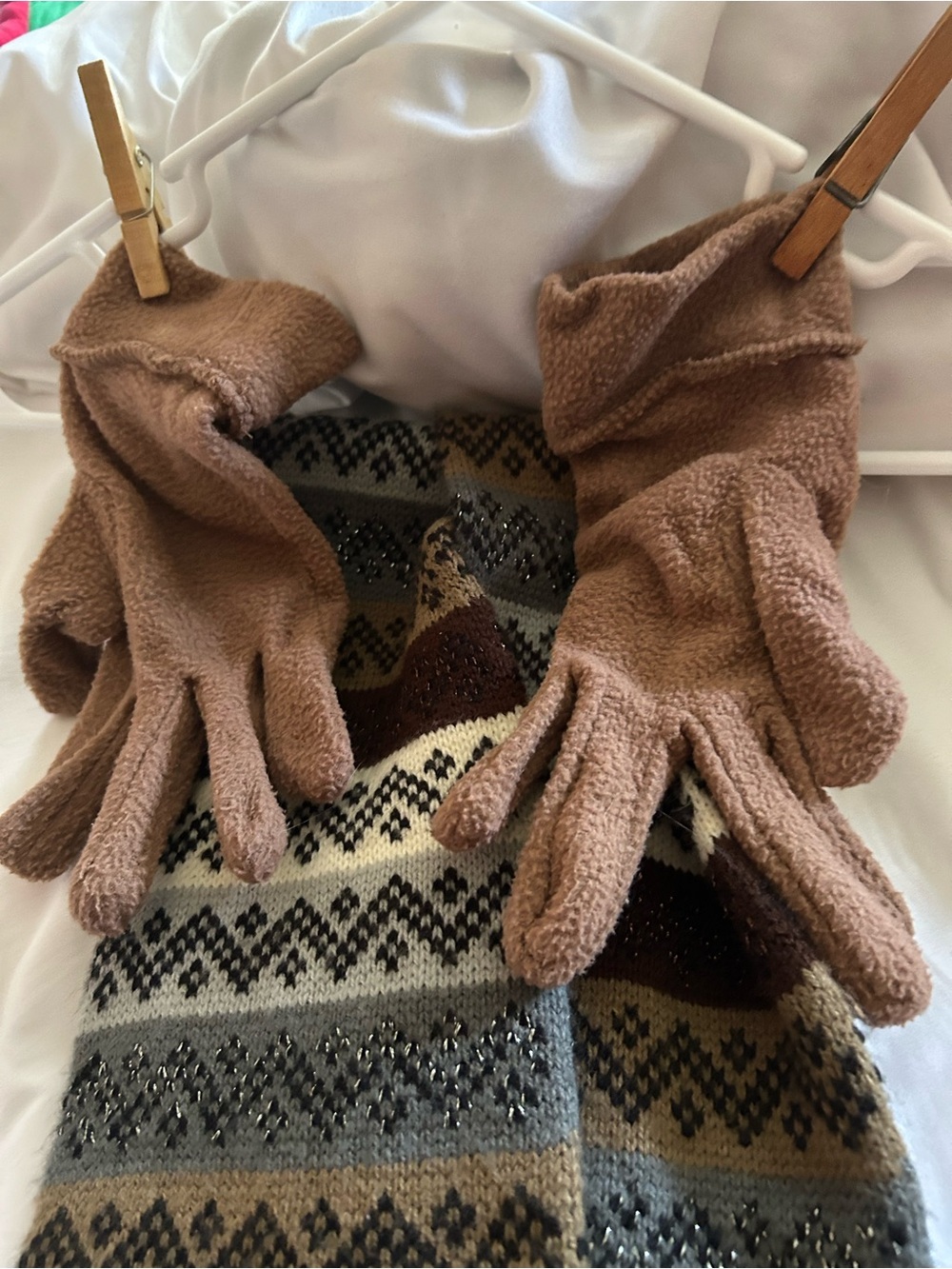 Women's Cozy Fleece Gloves - Taupe